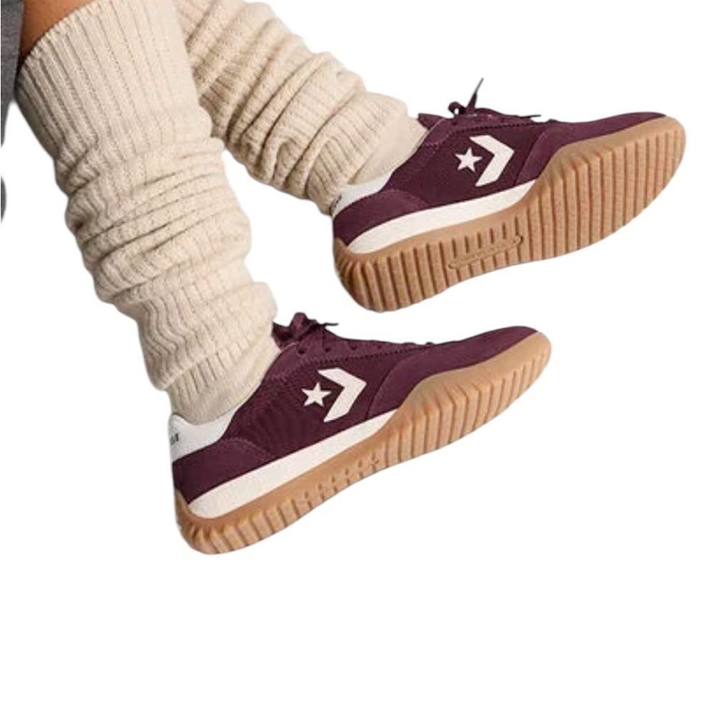 New Women’s Converse Run Star Trainer Lifestyle Sneakers Ox Burgundy A13360C - Picture 1 of 8